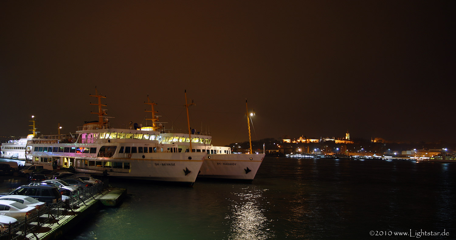 Bosporus_Istanbul.jpg